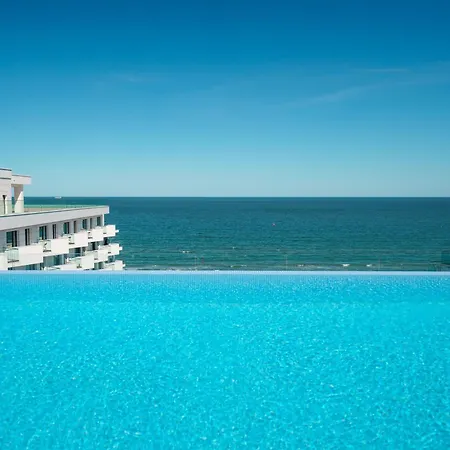 Infinity 306 Pool & Apartament Năvodari